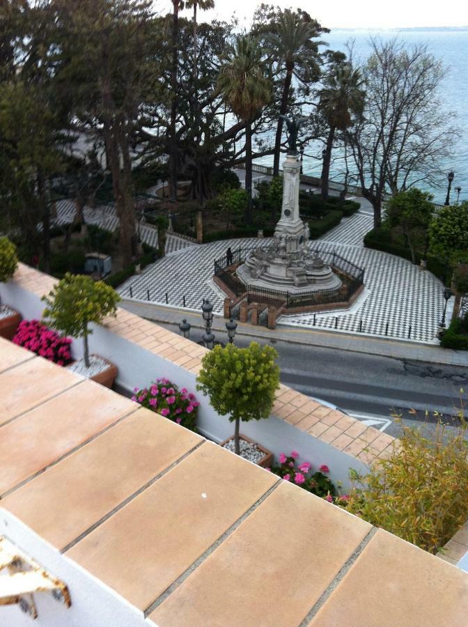 Appartamento Calderon De La Barca Cadice Esterno foto